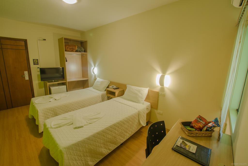 Hotel Dom Thomaz Jaguariaíva Екстериор снимка